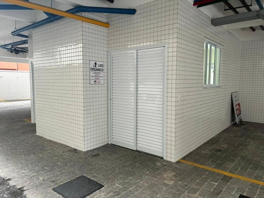 Studio Moderno 1 Quadra Da Praia Сантос Екстериор снимка